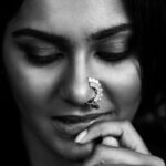 Lakshmi Priyaa Chandramouli Instagram - When you work with friends and more importantly talented friends, you always have the freedom to experiment and explore. As always loved doing this shoot with my superstar Lalitha Raj of Makeup by LaLita and shot by Archana (Dramasawme) ably supported by @rahulsadagopan #portrait #blackandwhite #nath #expressions #photoshoot #actorslife #tryingnewthings