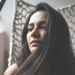 Lakshmi Priyaa Chandramouli Instagram - You win some, you lose some. Life goes on! Don't forget to celebrate the wins though, however small they may be ! :) 
📸@anupamasindhia 
💄@priyadharshini.makeupartist 
.
.
.
.
.
#GratitudeAlways #WhatYouAreSeekingIsSeekingYou #CelebrateMore #Joy #BeInTheMoment #ActorsLife #PhotoShoot #LearnEveryday #Selfcare #WorkOnSelf #LifeGoesOn #MidWeekMusings