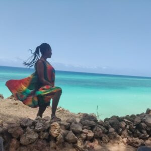 Lakshmi Priyaa Chandramouli Instagram - Every time I travel, I love to understand and experience the culture of that place in whatever way I can. When I was in Zanzibar, I wanted to experience a bit of their culture in some way. While I was admiring how beautiful Rachel was (the owner of the resort I stayed in before I left) she looked at my long hair and offered to do the 'corn rows' on them. I jumped at that offer as I had always wanted to do it. Corn rows are very rooted in African history and date far back to 3000 B.C. In Africa, braids were a way to show people who you were. They signified your tribe, your marital status, your wealth, religion, and more. It is not just a hairstyle, it's a LOT more than that. While the plaits were getting done we exchanged stories about own countries and cultures. So much understanding, learning and mutual respect for the other culture happened during that time. A big thanks to Rachel for giving me this experience. I loved it! 

#TravelChronicles #Africa #PolePoleZanzibar #UngujaResort #CornRows #AfricanHistory #RespectingCulture #Recognise #ExperientialTravel #SurvivorTamil #GratitudeAlways #NewStyles #UnderstandingCulture #BeautifulBeach #LearningEveryDay #HakunaMatata