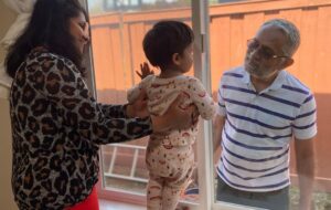 Lakshmy Ramakrishnan Instagram - Ved is running and hiding the moment I take the oil cup!! Sru does that even now and she was welcoming him into the club!! We prepared the backyard and did it like how our mothers and grandmothers used to do it ❤️ 
#OilBathFun