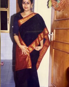 Lakshmy Ramakrishnan Instagram - Throw back- 1997 - Wearing one of my favourite sarees! My mom’s actually!! 
I flicked it from her 😍😍😍