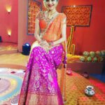 Madhoo Instagram - @rituseksariaofficial @shweta_kamblee thank you very much .❤️❤️❤️❤️