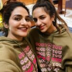 Madhoo Instagram - Twinning 💜💜💜✨ @keiashahh #twinflame