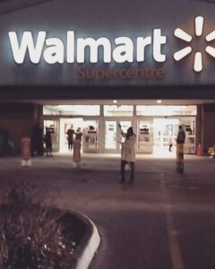 Madhumila Instagram - Few yrs back I was talking about Walmart in #office #series!!! Here I am! #officelakshmi #phase2 #northpoleexperience
1st outing.