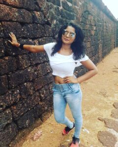 Madhumila Instagram - Let the sun burn.... all I need is a good pic🤓😜🐒
#goanonanadventure 
#goa 
#fortaguada