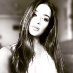 Madhuurima Instagram - Chroming ! #chromatica #blackandwhite #photography #bollywood #nyrabanerjee #love #loveyourself #loveandlight #communicate