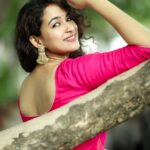 Misha Ghoshal Instagram - Be your own light ☀️🌸😁 PC: @camerasenthil