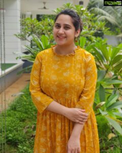 Miya George Instagram - 🧡