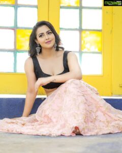 Nandini Rai Thumbnail - 25K Likes - Top Liked Instagram Posts and Photos