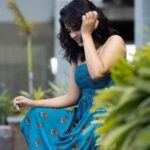 Nandita Swetha Instagram - Hi all. Let’s chat . . Clicked by @lokaesh_photography #dindigual Wearing @the_.happy_.shopping #outdoor #casual #click #madurai #curlyhair #messyhair #shootdiaries #eeshwaran #tamil