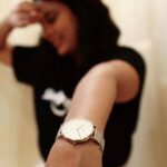 Nandita Swetha Instagram - Celebrate this Black Friday with @danielwellington 🖤 Get selected watches at a 50% off on and also use my code SNANDITA to get an additional 15% off when you buy from the website. #DanielWellington @danielwellington #danielwellington #watch #collection2020 #watches #watchesofinstagram #watchessentials #collaboration #influencermarketing #influencerstyle #influencers #black #casuals #lookbook #click #camera #photography #shootmode #instapic #mondaymood #mondayvibes #promotion #instatrend