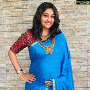 Neelima Rani Instagram - Money can’t buy people but our attitude and humbleness creates wonders around us ❤️ try it to believe it 😍
Jewellery by @saiimitationjewellery 
Navaratri day 1