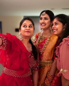 Niharika Konidela Instagram - Ok I can explain. 
They were fixing my heels. 😬
.
If these two aren’t the perfect bridesmaids, I don’t know who are.
Love you girls! 🤗😘