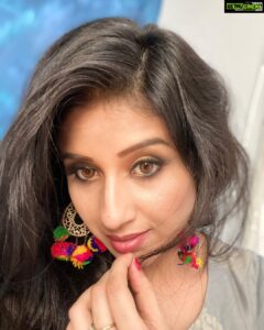 Paridhi Sharma Instagram - The world needs strong women. Women who will lift and build others, who will love and be loved. Women who live bravely, both tender and fierce. #beingwomen #thoughts #love #mydiary