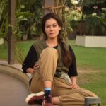 Payal Rohatgi Instagram - Sushant Singh Rajput की film छिछोरे को best film का award मिला है National Awards में जहाँ पर दंगल फ़िल्म को award नहीं मिलता मगर Rustam फ़िल्म award को मिलता है। 2019 की nomination ke award 2021 में announce किए गए क्यूँकि 2020 में COVID कि महामारी की वजह से उसे postpone किया गया मगर मैं यहाँ पर सिर्फ़ इतना कहना चाहती हूँ की महामारी के समय parliament बंद नहीं हुआ था और ये announcement online करी जा सकती थी जिसकी वजह से अगर ये announcement पिछले वर्ष की गई होती तो Sushant आज हमारे बीच ज़िंदा होते। Sushant की मौत हुई June में और May में भी अगर ये announcement हो जाती तो Sushant आज हमारे बीच में ज़िंदा होते।सुशांत के नाम का फ़ायदा अब production house उठाएगा, director उठाएगा, निर्माता उठाएगा जो बोहोत ज़्यादा ओछी सोच है। मेरे अनुसार छिछोरे film का नाम अगर लेना था तो सुशांत की acting के लिए लेना था ना कि best film के लिए क्योंकि यह film के अंदर सुशांत का किरदार आत्महत्या करने के ख़िलाफ़ बोल रहा था और निराशाजनक उसकी मौत मुझे लगता है आत्महत्या से हुई है। केन्द्रीय सरकार की हर बात का समर्थन करना मेरी आवश्यकता नहीं। मैं Modi जी के समर्थक हूँ इसका मतलब ये नहीं कि केंद्र सरकार द्वारा हर फ़ैसले का समर्थन करूँगी।मुझे लगता है केन्द्रीय सरकार ने जो फ़ैसला लिया ये बहुत ज़्यादा ग़लत फ़ैसला था कि पिछले वर्ष उन्होंने National Awards की announcement नहीं करी जो सुशांत को बचाने का एक माध्यम बन सकती थी 🙏
