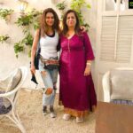 Payal Rohatgi Instagram - Vidya Balan हाल में ही अपनी bodyshaming की कहानी लोगों के साथ share कर रही है। मुझे लगता है कि यह एक victim card खेलने का प्रयास है क्योंकि हाल में उसकी सारी फ़िल्में flop हो चुकी है। Leftist लोगों ने इल्ज़ाम लगाया कि Kangana एक मरे हुए इंसान का फ़ायदा उठा रही है news में आने के लिए, Arnab ने अपने channel की TRP बढ़ाने के लिए एक मरे हुए इंसान का उपयोग करा उन्ही लोगों ने इल्ज़ाम लगाया कि Payal अपने YouTube के सब्सक्राइबर बढ़ाने के लिए सुशांत के क़त्ल की कहानी बेच रही है। आज उन्हीं लोगों को मैं कहना चाहती हूँ कि मुझे लगता है कि Vidya Balan अपने flop career को फिर से उठाने के लिए #bodyshaming की कहानी बेच रही है। ये है मेरी राय क्योंकी जो इंसान इतने सालों से काम करती हुई आ रही है अच्छे निर्देशक और निर्माता के साथ जैसे Pradeep Sarkar हो और फिर उसकी शादी एक production house के मालिक के साथ हो जाती है उसे काम की कमी नहीं है। अगर लोग उसका काम ही नहीं देखना चाहते हैं तो लोगों के साथ सहानुभूति का ऐंगल इस्तेमाल करने के लिए body shaming का card खेलना बंद करो Vidya जी 🤣 #payalrohatgi #RIPPEDJEANS 😜