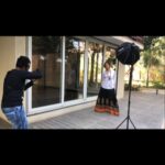 Payal Rohatgi Instagram - Learn to let go what wants to leave 😈 - Payal Rohatgi #payalrohatgi #vocalforlocal