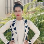 Payal Rohatgi Instagram - NPR और NRC को tax बोलने वाला इंसान कांग्रिस party का president राहुल गांधी है🤣 यह है उसकी मानसिक सोच। यह NRC की demonetisation से compare करता है जिसकी वजह से ग़रीब की तकलीफ़ होगी 🤔 इसे बेवक़ूफ़ आदमी को liberals support करते हैं। NRC के बारे में बहुत सारे myth है जिन्हें liberals और कांग्रिस वाले market में फ़ेलाकर लोगों की गुमराह कर रहे हैं। NRC भारत के ग़रीब मसलीमस के ख़िलाफ़ नहीं है। सभी भारतीय नागरिक को अपने documents दिखाने होंगे NRC में शामिल होने के लिए।और अगर ग़रीब भारतीय मुस्लिम अपने काग़ज़ नहीं दिखा पाएगा तो उसे भारत से निकालने के पहले authorities की साबित करना पड़ेगा की वो illegal immigrant है। हिंदुओ के लिए कोई special क़ानून नहीं क्यूँकि सबको अपने documents दिखाने होंगे। साथ में जो मसलीमस NRC में entry नहीं ले पाते उनके लिए यह video मैं बहुत सारे क़ानून है जिससे वो भारतीय नागरिकता पा सकते हैं। NPR - National Population Register का निर्माण कांग्रिस ने किया था और हर देश में उनका एक population का register होता है। मगर भारत के अंदर कुछ भी सही करने के लिए ग़रीब लोगों द्वारा आतंक करवाने की साज़िश करवाई जाती है राजनीतिक नेताओ द्वारा। @raysofsunjaipur