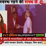 Payal Rohatgi Instagram - बचपन से हम सुनते हुए आ रहे हैं कि कश्मीर बनेगा पाकिस्तान जब कि यह अब कभी भी नहीं हो सकता क्यूँ मोदी जी ने जम्मू और कश्मीर को भारत के साथ जोड़ दिया। पाकिस्तान का यह सपना चूर चूर हो गया तो अब Twitter पर videos जो शायद POK से हैं और पुराने videos हैं उन्हें share करके ड्रामा करने की कोशिश कर रहा है। #ArifAlvi जो पाकिस्तान के President हैं अपने biodata में लिखते हैं कि वो Islamic देश के President हैं गर्व से और एक नक़ली video share करते हैं कश्मीर ड्रामा के ऊपर। परंतु सबसे ज़्यादा आशचरय जनक बात यह है की जब कश्मीर valley में Internet नहीं हैं और #RahulGandhi जैसे लोग अंदर जा नहीं सकते तो यह video shoot कौन करता हैं और upload कैसे किए जाते हैं ? पाकिस्तानी लोग एक Internet lockdown वाली जगह के videos upload कर रहे हैं जो बहुत ज़्यादा हास्यजनक है🙏 #payalrohatgi