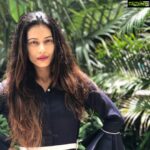 Payal Rohatgi Instagram - Kashmiri Kashmiri Kashmiri 👋 Kashmir Muslims are NOT 1st class citizen of India. Jammu Hindus & Ladakh Buddhists are NOT 2nd class citizen of India 🙏 All are EQUAL in the eyes of #Secular India 😉 Pls don’t #Divide Indians on basis of religion 🙏 #PayalRohatgi