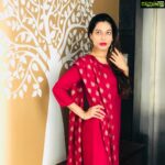 Payal Rohatgi Instagram – भारत मैं ख़ुद के talent को काम कम मिलता है बाहर के talent को ज़्यादा चाहे वो porn ऐक्टर क्यूँ ना हो । भारत के ग़रीबों के बारे मैं कम सोचा जाता है परंतु रोहिंग्या Muslims के बारे मैं ज़्यादा । Modi जी को बेटा नहीं माना जाता परंतु Sonia जी को बहु मानते है । सब humanity के नामपे 😂 #payalrohatgi #jaishreeram