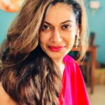 Payal Rohatgi Instagram - I can choose to let it define me, confine me or let it refine me and THEN #moveon. We got THIS ONE life. Make the most of it.... #paayalrohatgi #payalrohatgi