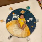 Pooja Bose Instagram – Thanks @fancy.fluff for this amazing playmat for my baby . Now he is in his own space ✨✨⚪🟫
