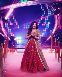 Priyanka Deshpande Instagram - Thank you Makkale for all the love🤍
I am back to entertain you all.🤍
.
.
#lovinglifeasever #uhappyihappy