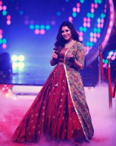 Priyanka Deshpande Instagram - Thank you Makkale for all the love🤍
I am back to entertain you all.🤍
.
.
#lovinglifeasever #uhappyihappy