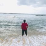 Priyanka Nair Instagram - കടലോളം പ്രണയം കടലിനോട്🌊 - - - #sea#travellover#travel#sealove#addicted#priyankanair#waves#southindianactress#malluactress#tollywood#bollywood#kollywood#sandalwood#trivandrum