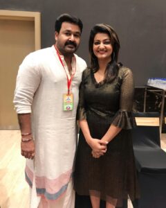 Priyanka Nair Instagram - Moment that I hold like treasure .... All about loving lalettan @mohanlal ) ( we call him king of expression and emotions ) ... few bits and pieces of Amma general body meeting.☺️
-
-
-
#meeting #momentswith#lalettan#mohanlal#priyankanair#southindianactor#malayalamcinema