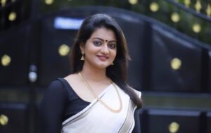 Priyanka Nair Instagram - 🖤🌟♥️