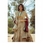 Rachita Ram Instagram - All styled by @tejaswinikranthistylefiles @tejukranthi for Majabharatha-3 launch assisted by @rajeshputtaiah outfit @aparna_s_design_studio Jewellery @unniyarchajewelry H&M @gm6.bridalmakeup & @mohanrao931 PC- @mayarthaproductions Do watch MAJABHARATHA-3 tonigh at 8 only on @colorssupertv✌🏻☺️Majavo Majabharathaaaaaa.!!😄😁🤗