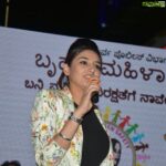 Ragini Dwivedi Instagram - Hugs and love only that’s how special they are .... #womensupportingwomen #womensday2020 #pride #women #love #bengaluru #karnataka #india
