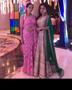 Ragini Nandwani Instagram - 🤩