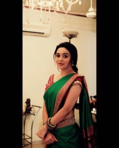 Ragini Nandwani Instagram - Indian way