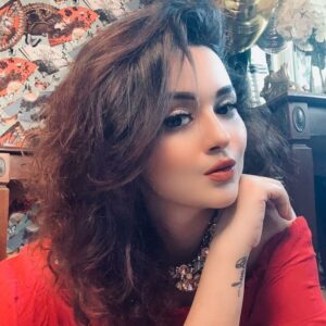 Ragini Nandwani Instagram - Color of the day - RED!🥰

#ragininandwani #red #reddress #beautiful #clouds #happiness #pretty #smile #family #love ##tamil #tamilcinema #instabeauty #glamour #model #fashion #selfie #makeup #actor #tvactress #bollywood #hollywood
