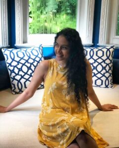 Rupa Manjari Instagram - U looked into my window, and showered happiness into my world that made everything bloom with a smile.....rain rain come again for there is no reason to smile again🌧️☔💧🌈🌍😍😊♥️♥️♥️ #rain #rainwater #mood #blissofrain #water #saverainwater #valueourearth #conservewater #naturepreserve #preserveourearth #instadaily #instagirl #instagramers #instagram #friends #girlswillbegirls #friendswhotravel #frindswhotakepictures

PC: Madhi @stoker_the_flying_monkey 😊🤗😘