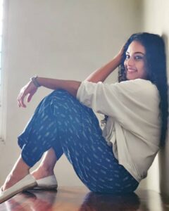 Rupa Manjari Instagram - Many different looks with one pair of blue ikat pant!!

Look 2 : Casual ganji top paired with blue ikat pants from @stoker_by_madhi 

Styled by @stoker_by_madhi

#Ikat #ikatpants #getstokered #cottonpants
#ganji #sustainablefashion #comfortclothing #casual #instagrammer #instadailly #instafashion #instapost #instamonday #instagirl #instagram #insta #instapicture #actor #kollywood #mollywood #southindia #movie #clothigline #monday
