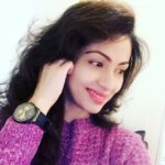 Sadha Instagram - #live on #facebook at 4pm today 😄