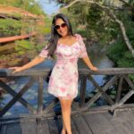 Sakshi Agarwal Instagram - Sometimes we just need some time in a beautiful space to clear our head💞 . #pink #floral #sheendress #netsleeves #myfavourite #trendy #stylish #aldo #lagoon #pinkflowers #beautifullocation #luxurytraveller The Leela Goa