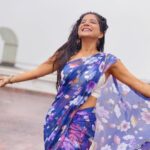 Sakshi Agarwal Instagram - Let the Rain wash away all the pain of yesterday💞 . #chennai #rain #chennaiweather #raingod #candid #happy #love #feelinggood #staypositive #rainyday #saree #sareelove . @elegant_fashion_way Chennai, India