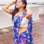 Sakshi Agarwal Instagram - Soak into happiness! . This is how I welcome Chennai Rain💞 . #chennai #rain #chennaiweather #raingod #candid #happy #love #feelinggood #staypositive #rainyday #saree #sareelove . @elegant_fashion_way Chennai, India