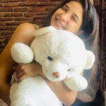 Sakshi Agarwal Instagram - When I end up playing “hide and seek “ with “Funshine”😝💖🥰 . #quarantine made me do it❤️ #stayhome #stayhealthy #games #quarantinelife #keepgoing #smiling #magic #happy #stufftoys #funshine #instapic #instadaily #instagood #beingpositive