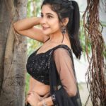 Sakshi Agarwal Instagram – Just me and my happiness in black❤️
.
#aranmanai3 #pressmeet #candid #goodday #myfavoutfit❤️
.
@sensphotography_ Chennai, India