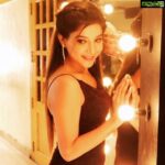 Sakshi Agarwal Instagram - Watch me today on star vijay & hotstar @ 9:30 pm .. thanks for the love and support everyone .. @iamsakshiagarwal @sakshi_agarwal_fc #sakshiagarwal #biggboss #biggbosstamil #starvijaytelevision #hotstar #tamil #excited #actress #films