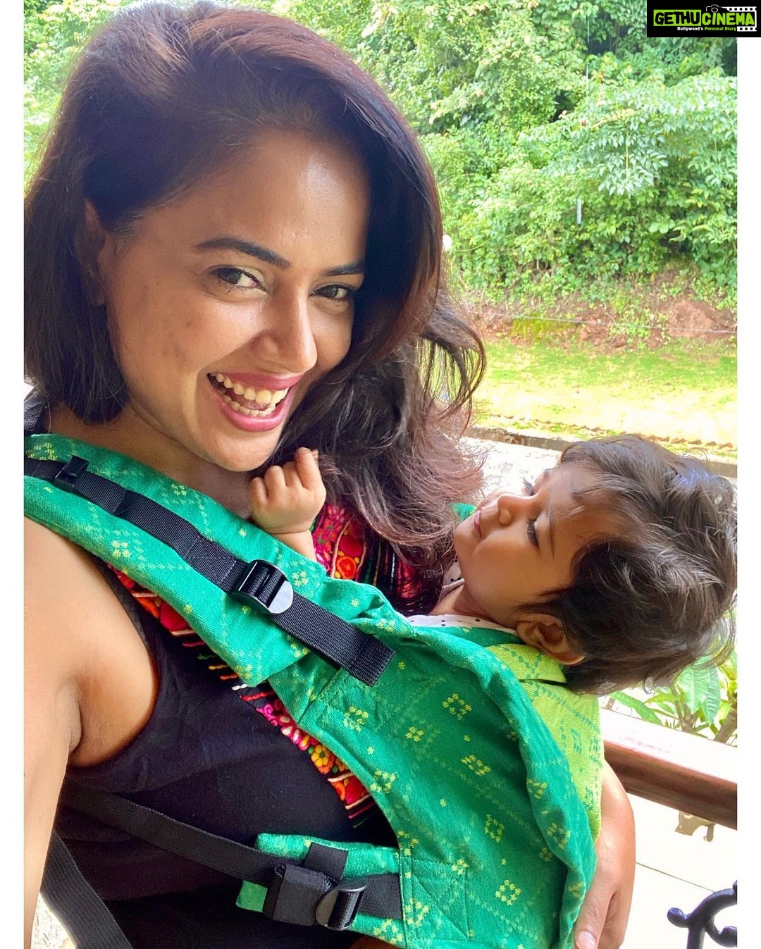 Sameera Reddy Instagram – This Janmashtami let’s all keep our children ...