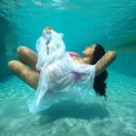 Sameera Reddy Instagram - #throwback to floating together in harmony🌈 now it’s real ! and we’re finding our way 🌸 #imperfectlyperfect #positivebodyimage #socialforgood #loveyourself #nofilter #nophotoshop #natural #water #keepingitreal 📷 @luminousdeep . #flashbackfriday #acceptance #body #woman #underwater #picoftheday #underwaterphotography #maternityshoot #pool #maternityphotography #pregnantbump #positivevibes #pregnancy #picoftheday #pregnancyphotography