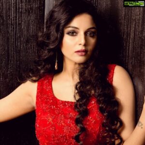 Sanam Shetty Instagram - R.E.D collection ❤️

Clicks - @rahuldev1177
Designer - @naziasyedofficial
MUH - @promakeup_bridal_studio

#sanam #sanamshetty #sanamshettyofficial #bigboss #bigbosstamil #naziasyed #promakeup
#tamil #tamilheorine #heroine #kollywood #actress #tamilfilms #tamilactress #chennai #madrasfashion #fashiom #ads #bridal #bridalfashion #rahuldev1177 #fashionphotography