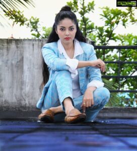 Sanam Shetty Instagram - She wasn't looking for a knight, she was looking for a sword! 

Pc @drx.photography 

#courage #truepower